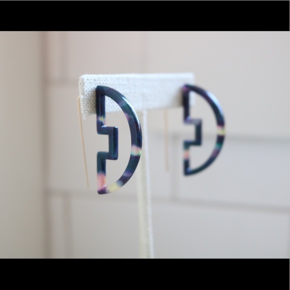 Tortoise shell navy earrings RESTOCKED! - Picture 3 of 3